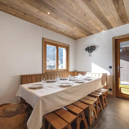 Chalet Chalet La Datcha *